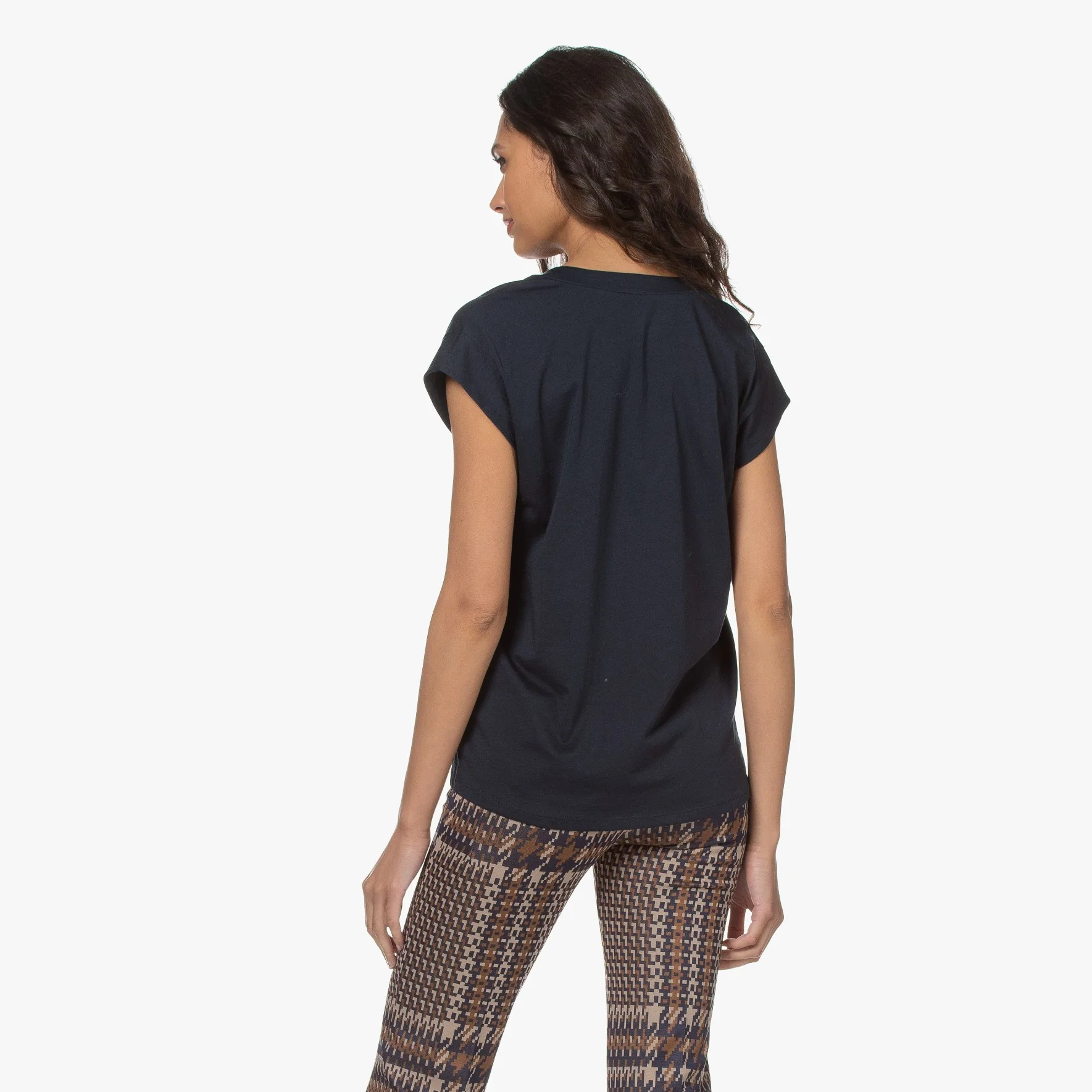 Le Mid Rise V-Neck (Navy) - Image 3