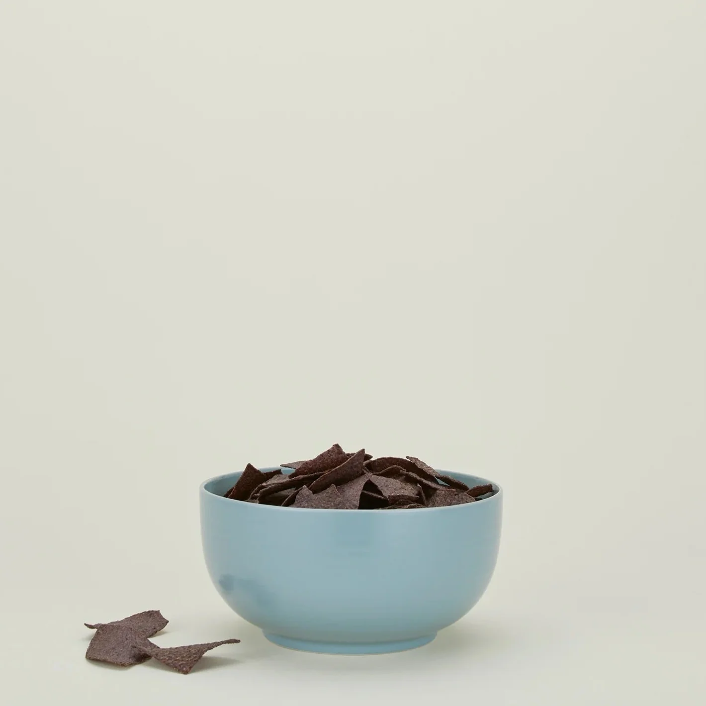Essential Serving Bowl (Sky) - Image 2