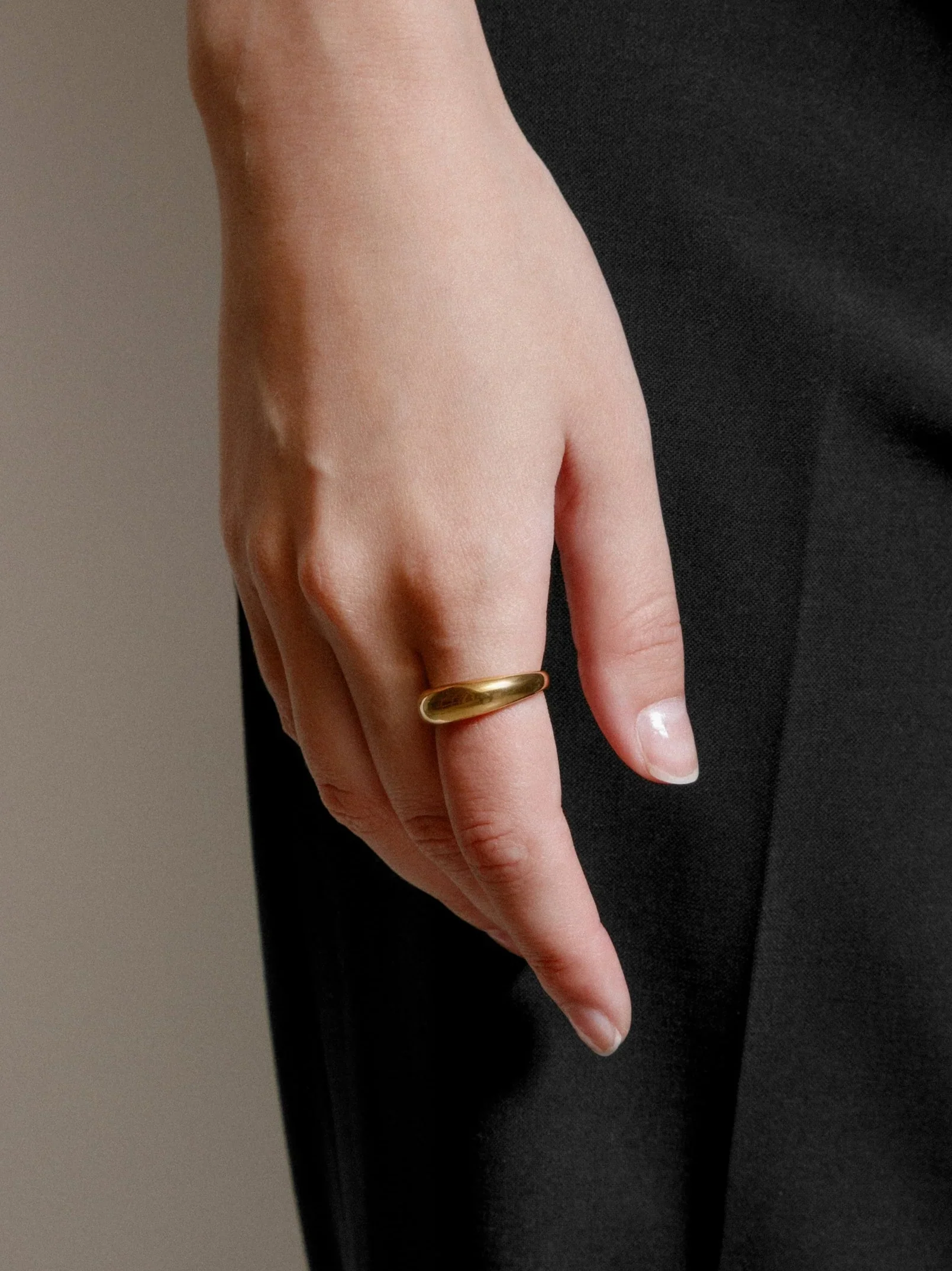 Olivia Ring (Gold) - Image 3