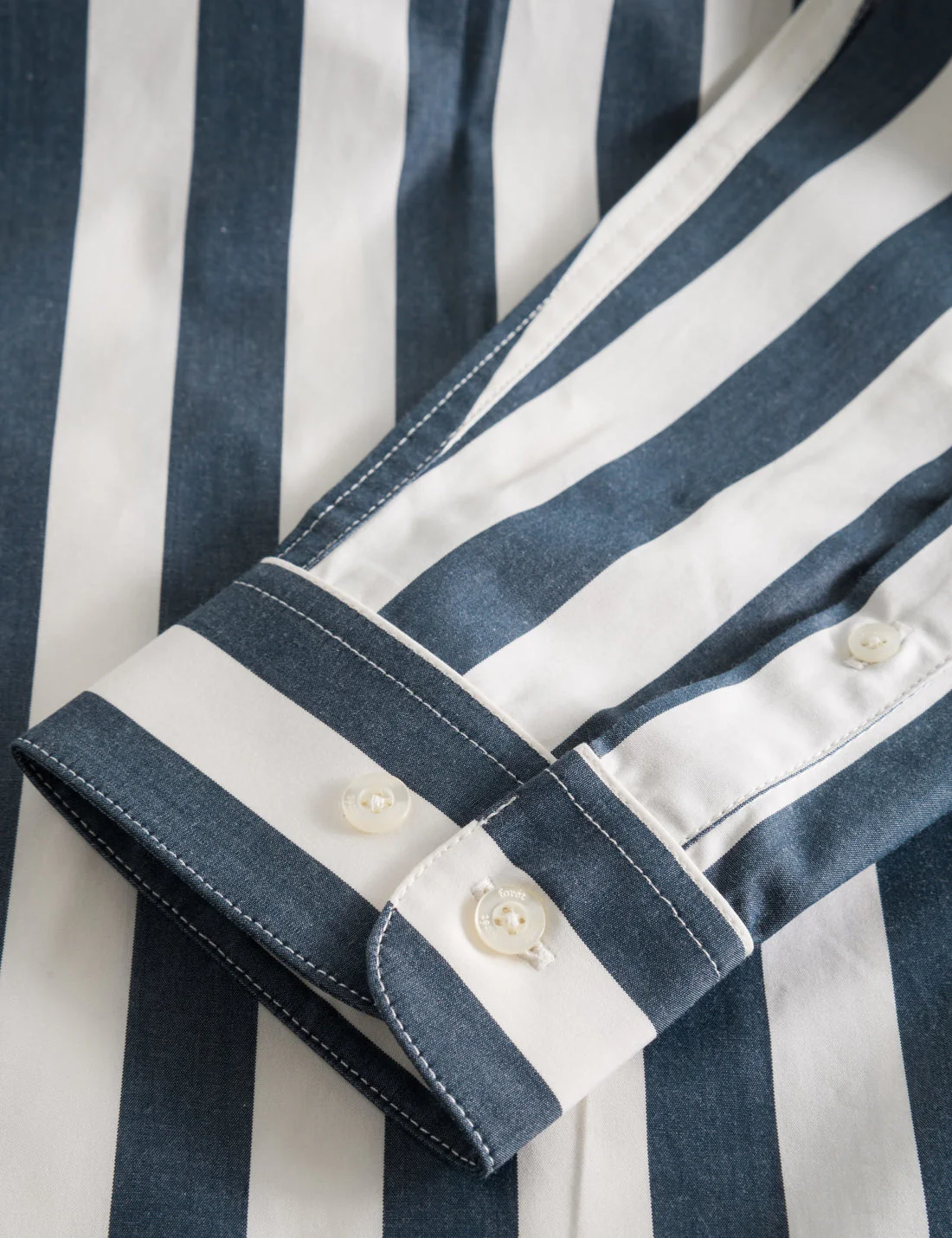 Relax Shirt (White + Navy) - Image 3