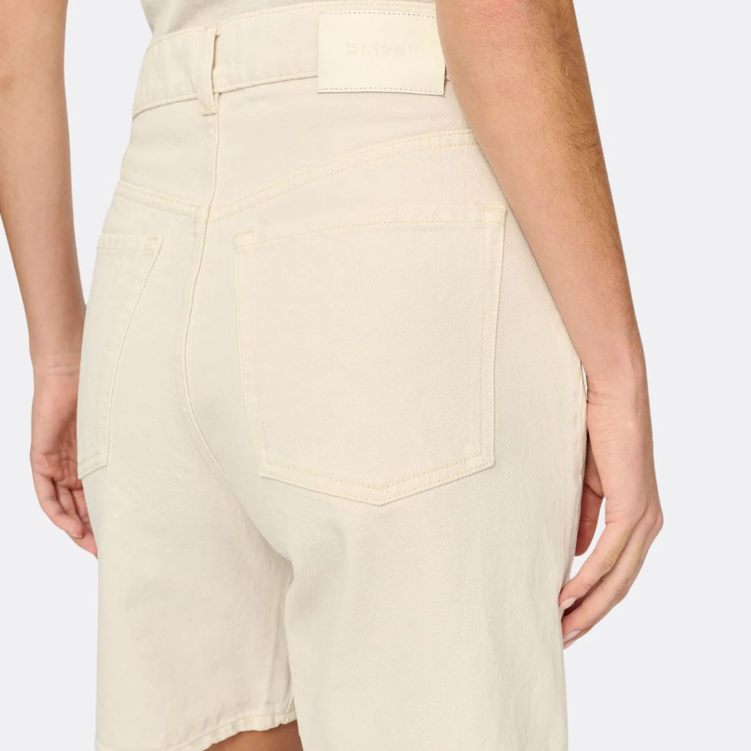 Taylor Jean Short - Image 6
