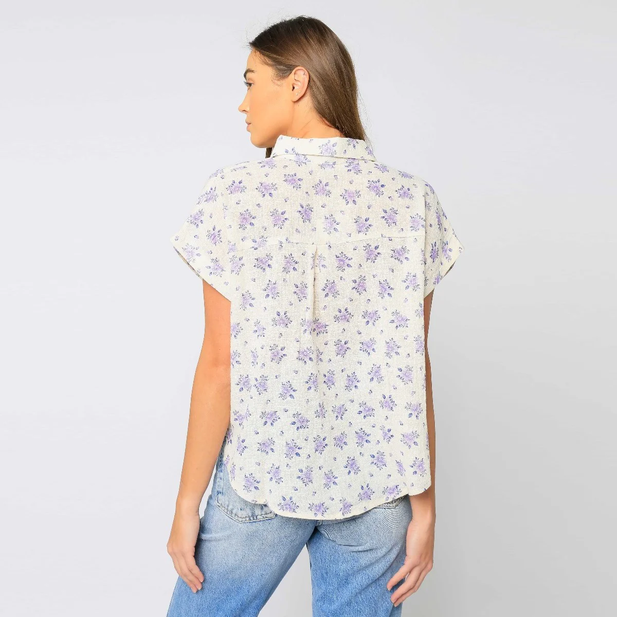 Short Sleeve Button Up Linen Top (Lilac) - Image 3